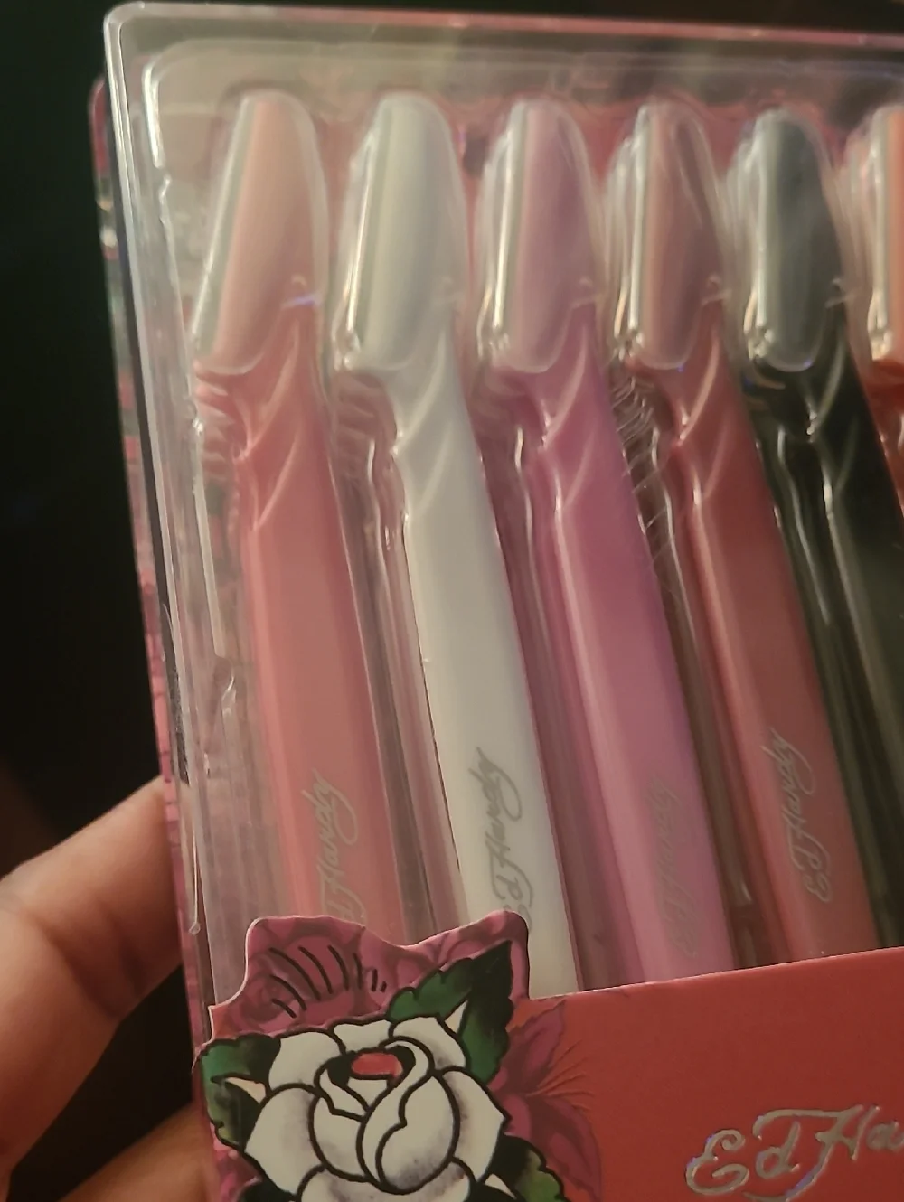 Ed Hardy Pink and Black Facial Razor Set